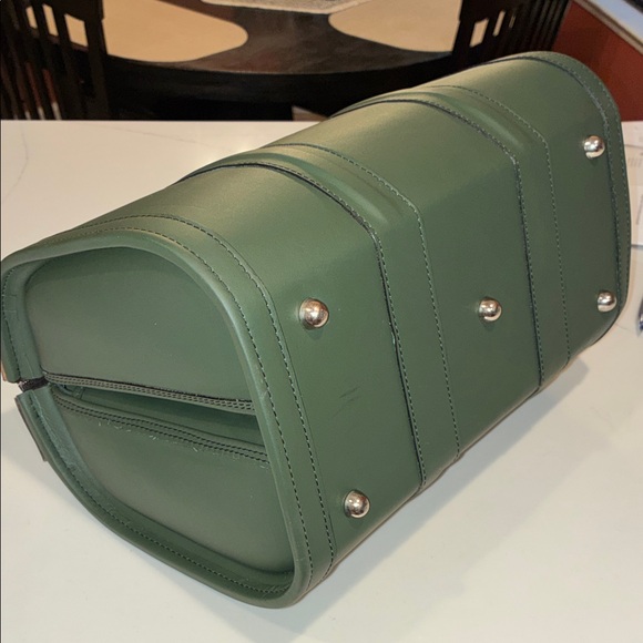 Green Aston Martin DBX Leather Flight Bag - Picture 6 of 6